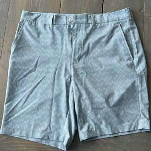 PGA Tour Golf Shorts - Mens size 34